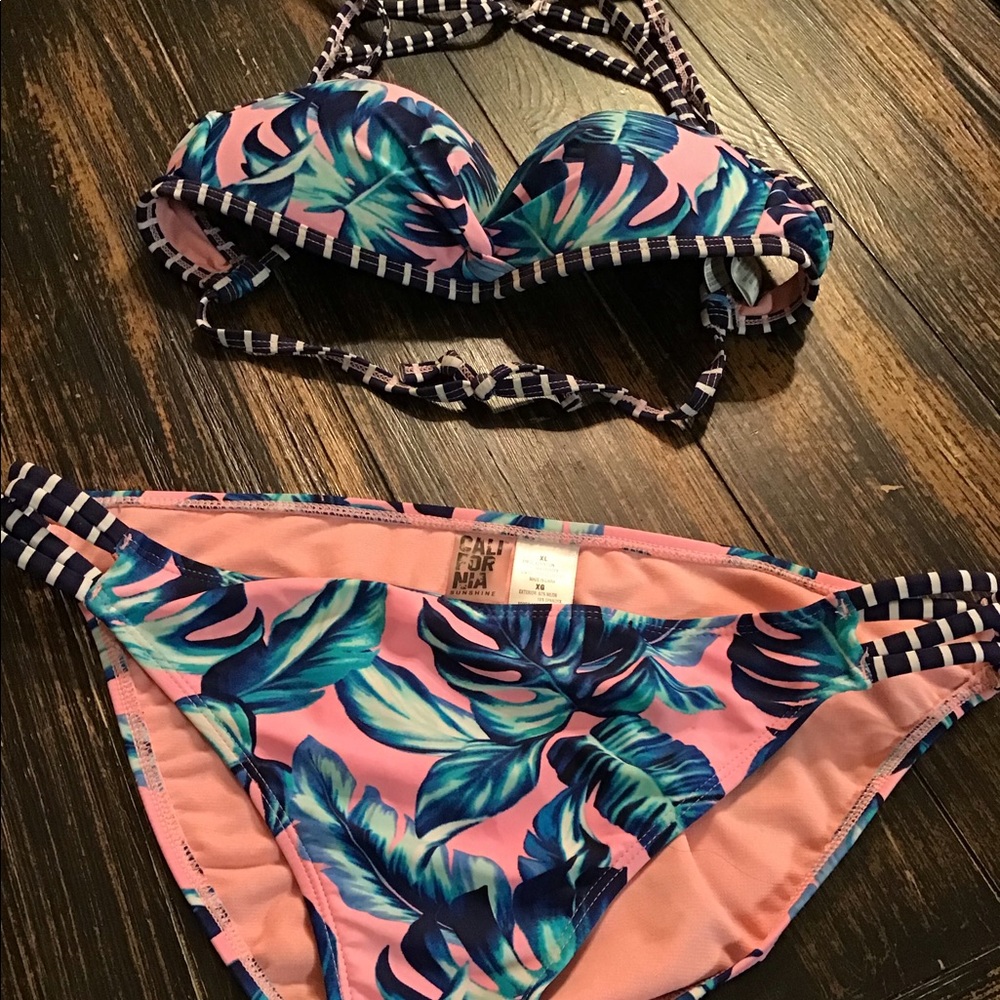 Women swimwear